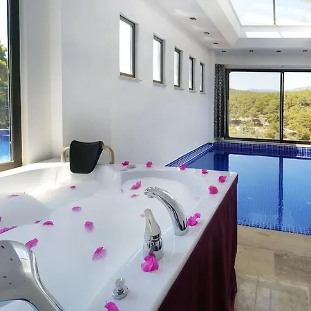 Fenomen 2 / Kalkan Kaş